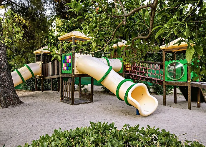 호텔 The Grove Seaside 드레파논