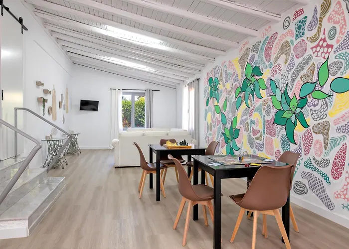 The Grove Seaside 호텔