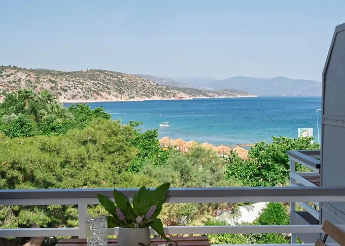 The Grove Seaside 호텔