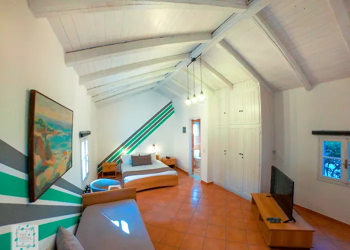 호텔 The Grove Seaside 드레파논