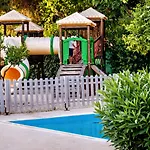 The Grove Seaside