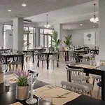 The Grove Seaside Hotel 4*