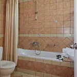 The Grove Seaside 4* ذريبانو