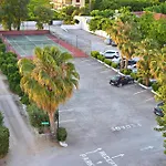 The Grove Seaside 4*