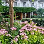 The Grove Seaside