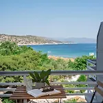 The Grove Seaside فندق
