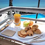 The Grove Seaside Hotel 4*