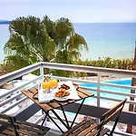 The Grove Seaside 4*
