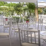 The Grove Seaside 4*