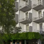 The Grove Seaside Hotel