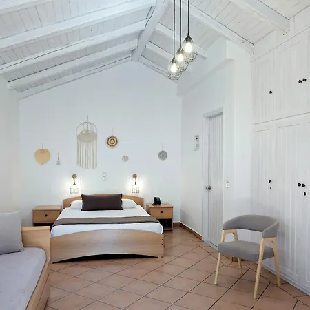 Hotel The Grove Seaside 4*