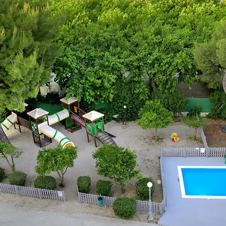 The Grove Seaside Hotel 4*