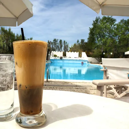 Hotel The Grove Seaside