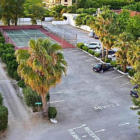 The Grove Seaside Hotel 4*