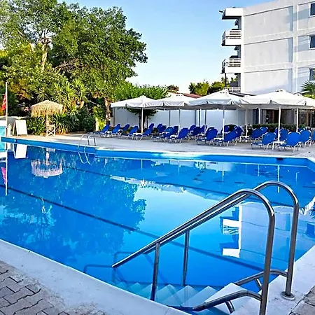 The Grove Seaside Hotel 4*