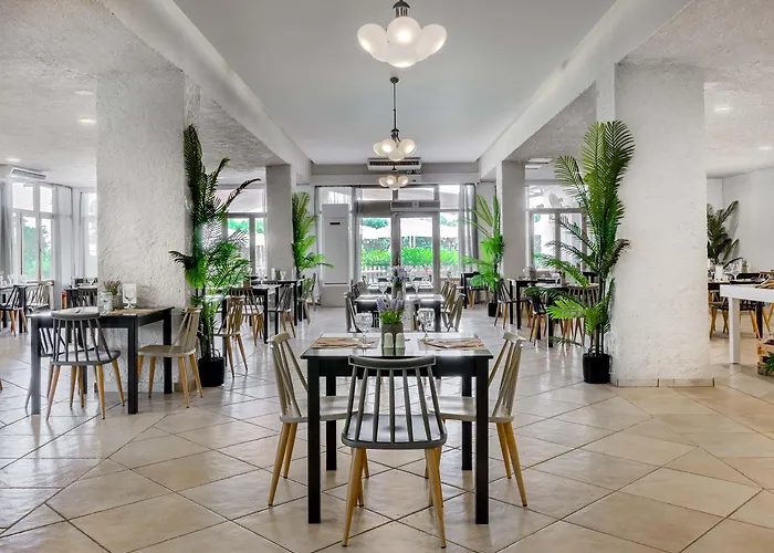 Hotel The Grove Seaside