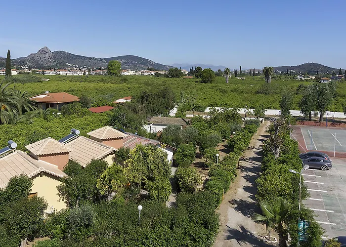 The Grove Seaside Otel