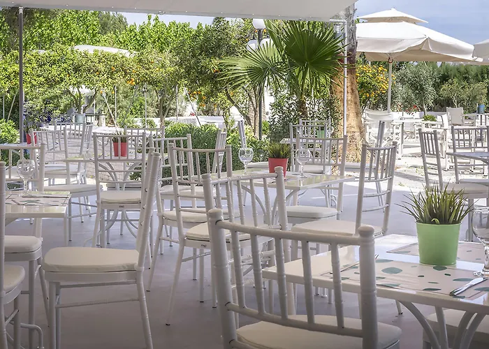 The Grove Seaside 4*