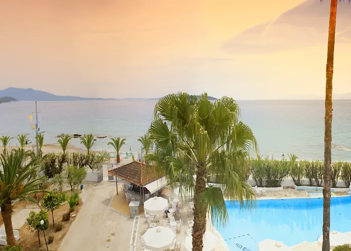 The Grove Seaside 4*